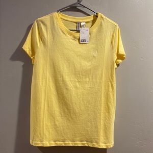 Yellow tee shirt from H&M never worn before still has tags